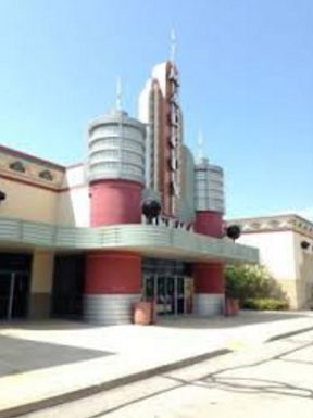 Hillside Cinema located in Delafield, WI