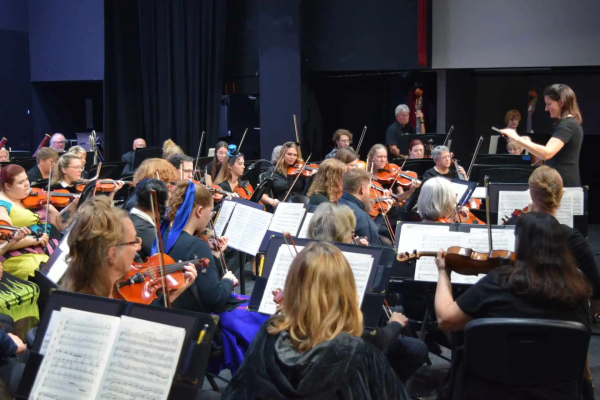 Beaver Dam Area Orchestra Performs Annual Holiday Concert